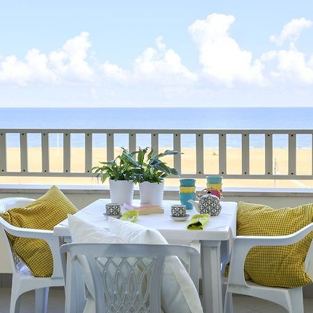 Residence A-More ริมินี ภายนอก รูปภาพ
