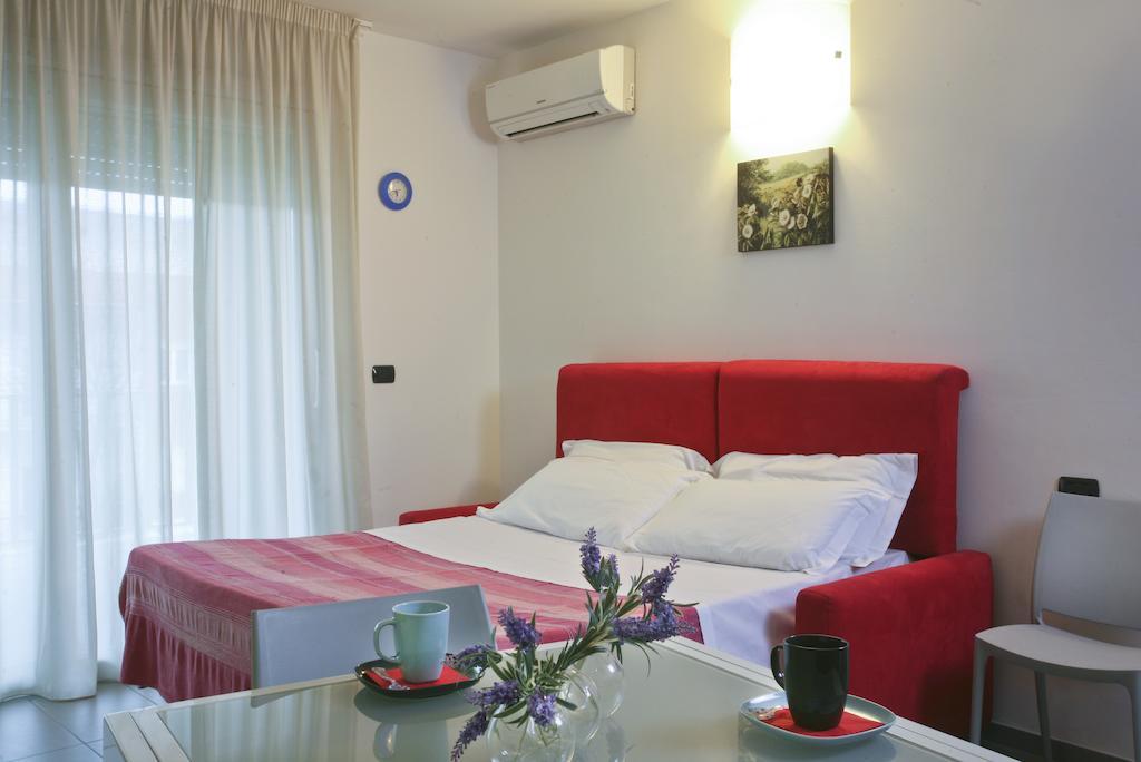 Residence A-More ริมินี ภายนอก รูปภาพ