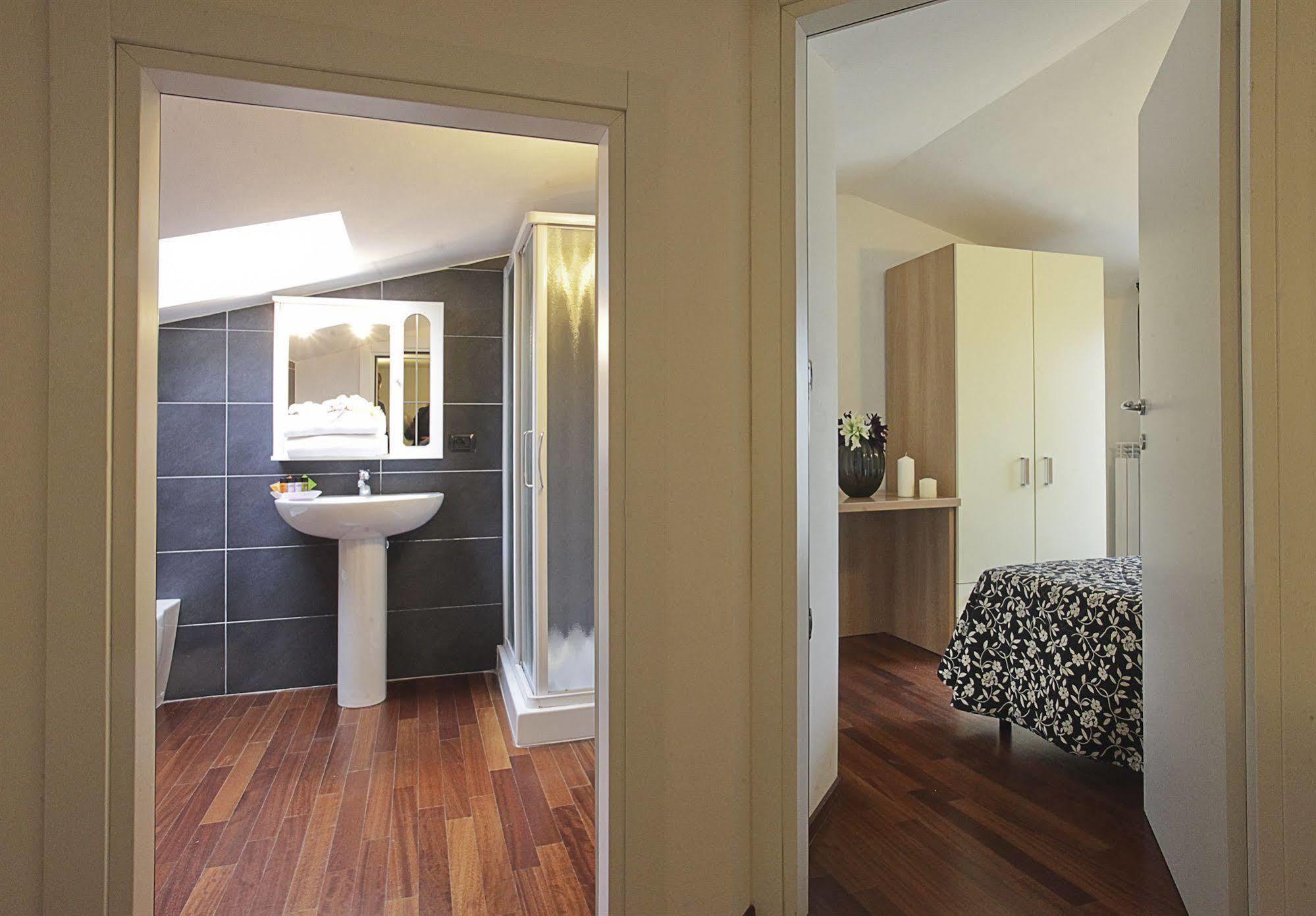 Residence A-More ริมินี ภายนอก รูปภาพ